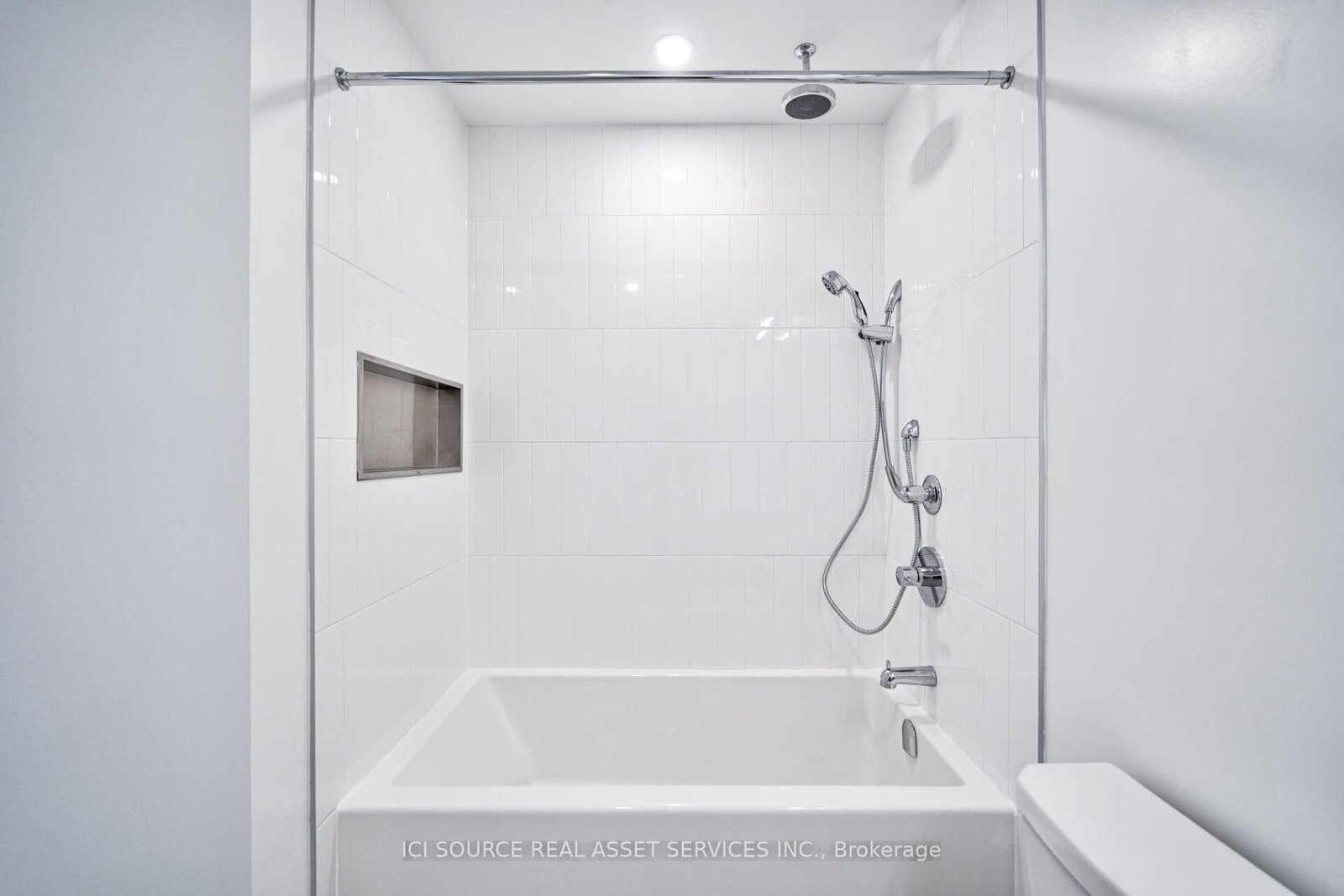 7950 Bathurst Street, Unit 1208 - Photo 30