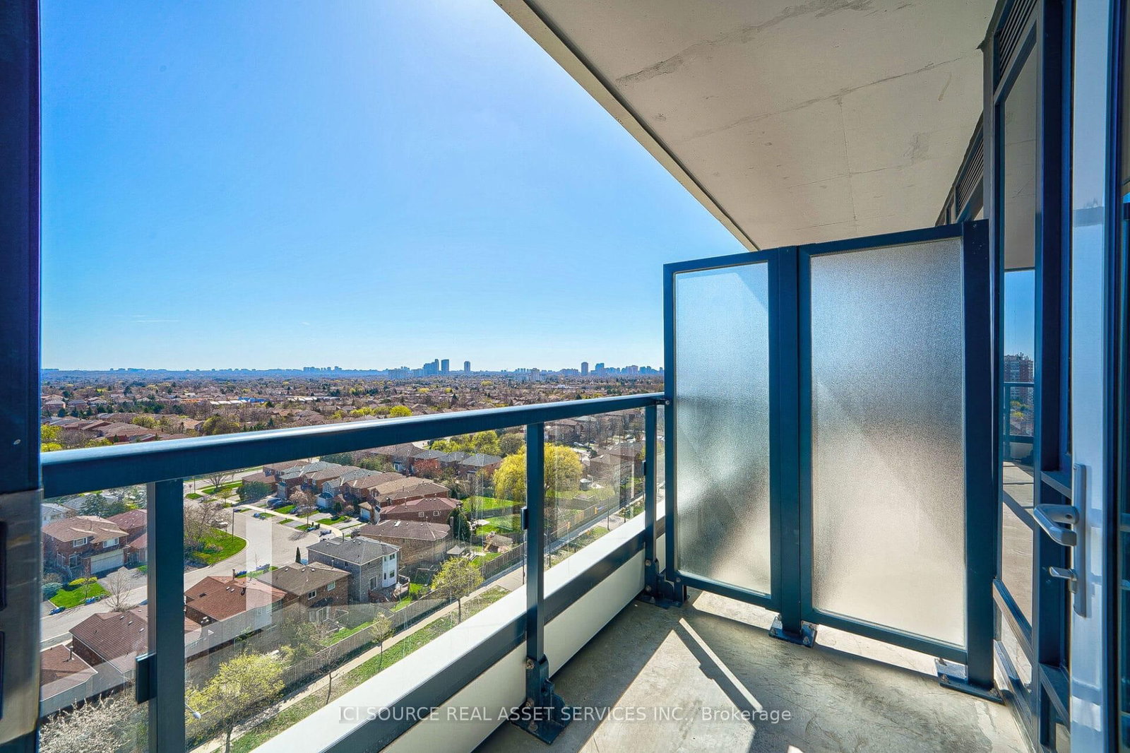 7950 Bathurst Street, Unit 1208 - Photo 31