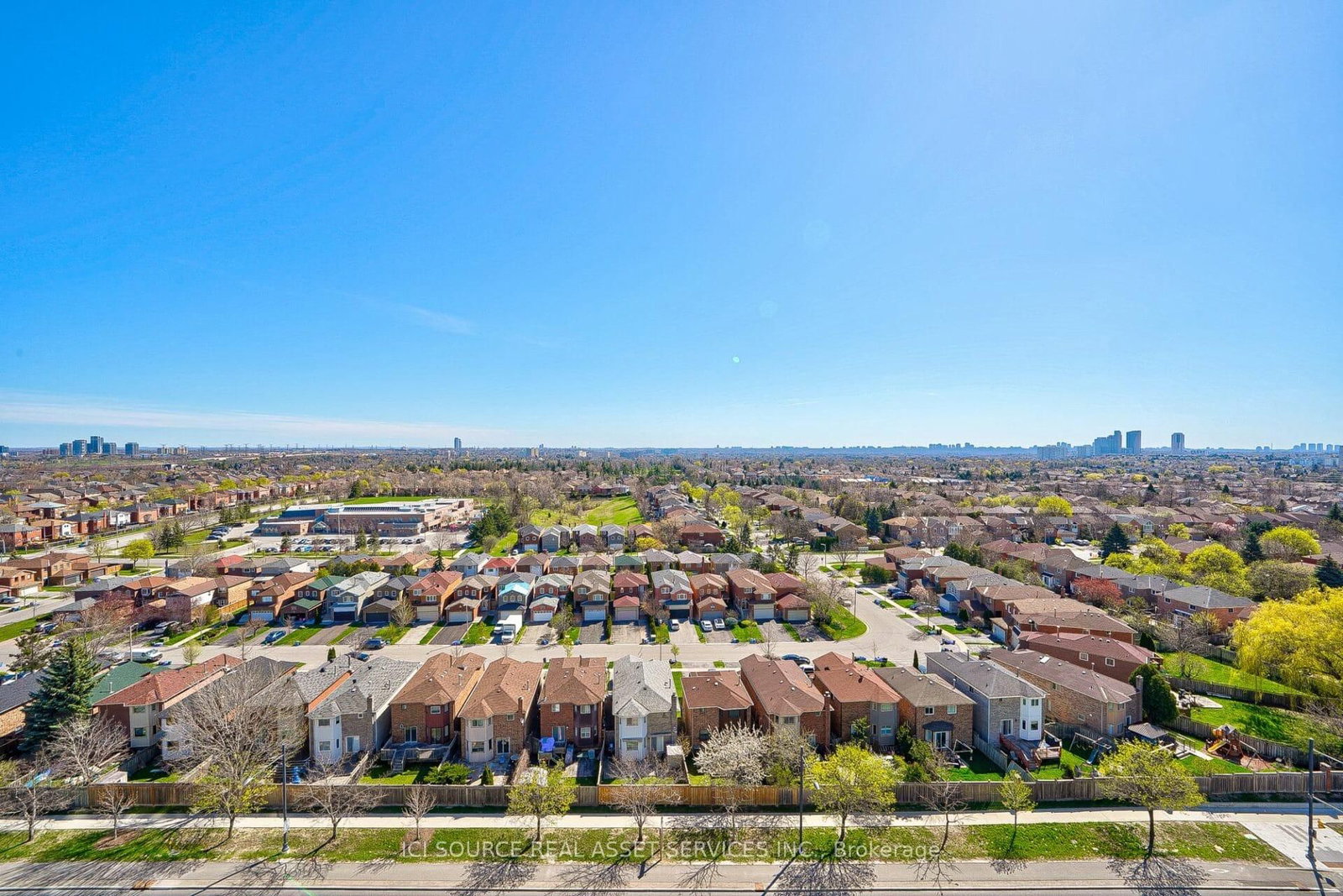 7950 Bathurst Street, Unit 1208 - Photo 33