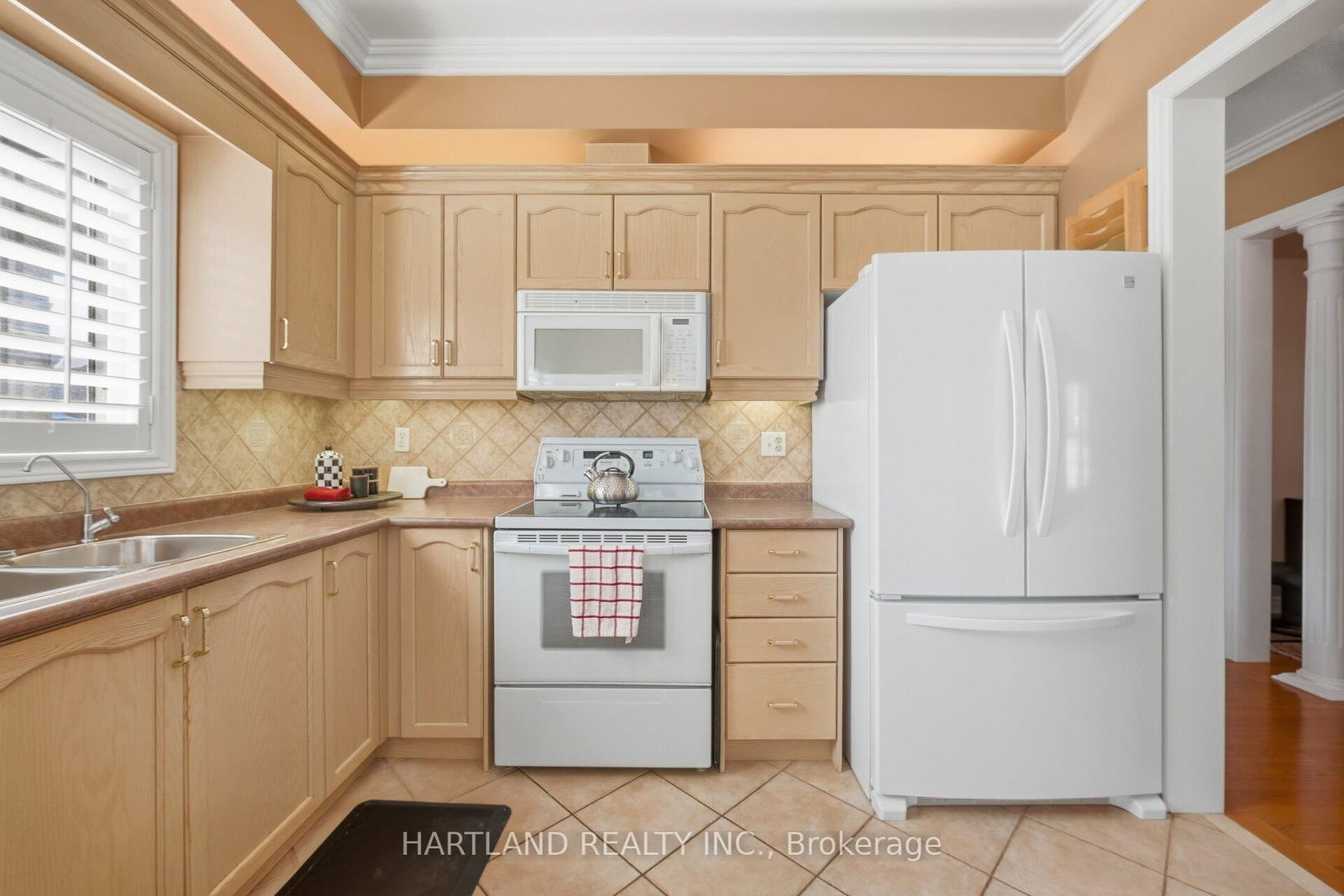 Detached House for sale at 8 Westchester Crescent, Markham, Ontario, L6C 2X3 - Berczy - MLS: N13005152