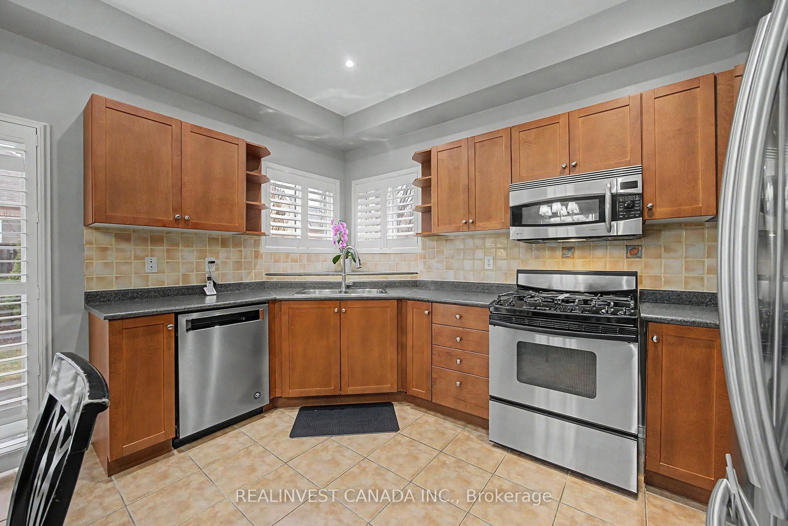 Detached House for sale at 84 Worthington Avenue, Richmond Hill, Ontario, L4E 3X1 - Oak Ridges Lake Wilcox - MLS: N13005222