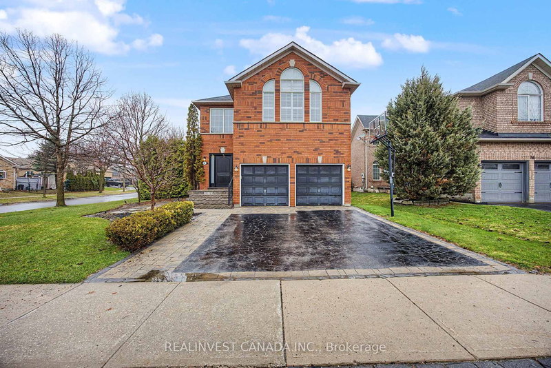 84 Worthington Ave, Richmond Hill, L4E 3X1 | Image 2