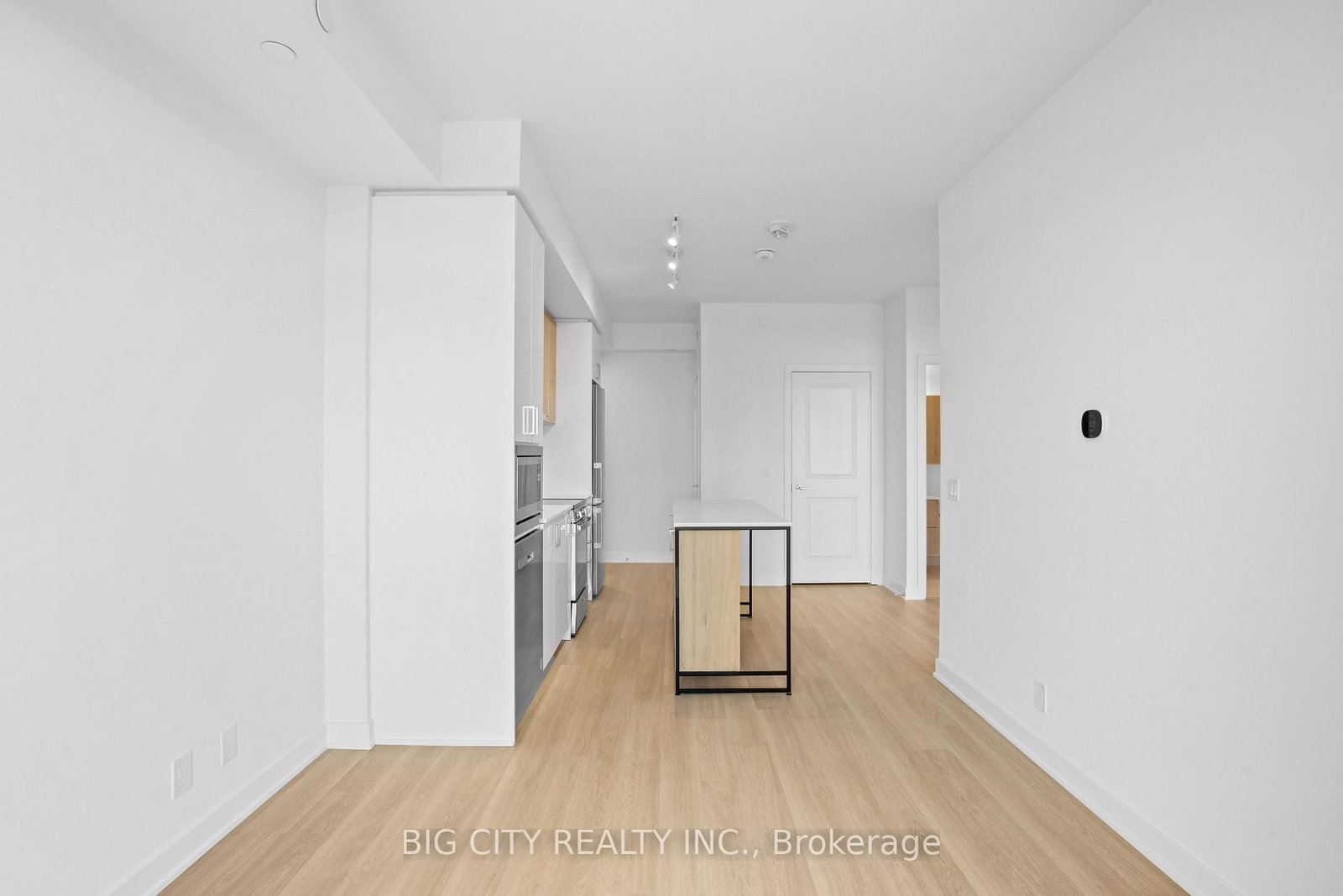 30 Upper Mall Way, Unit 317A - Photo 14