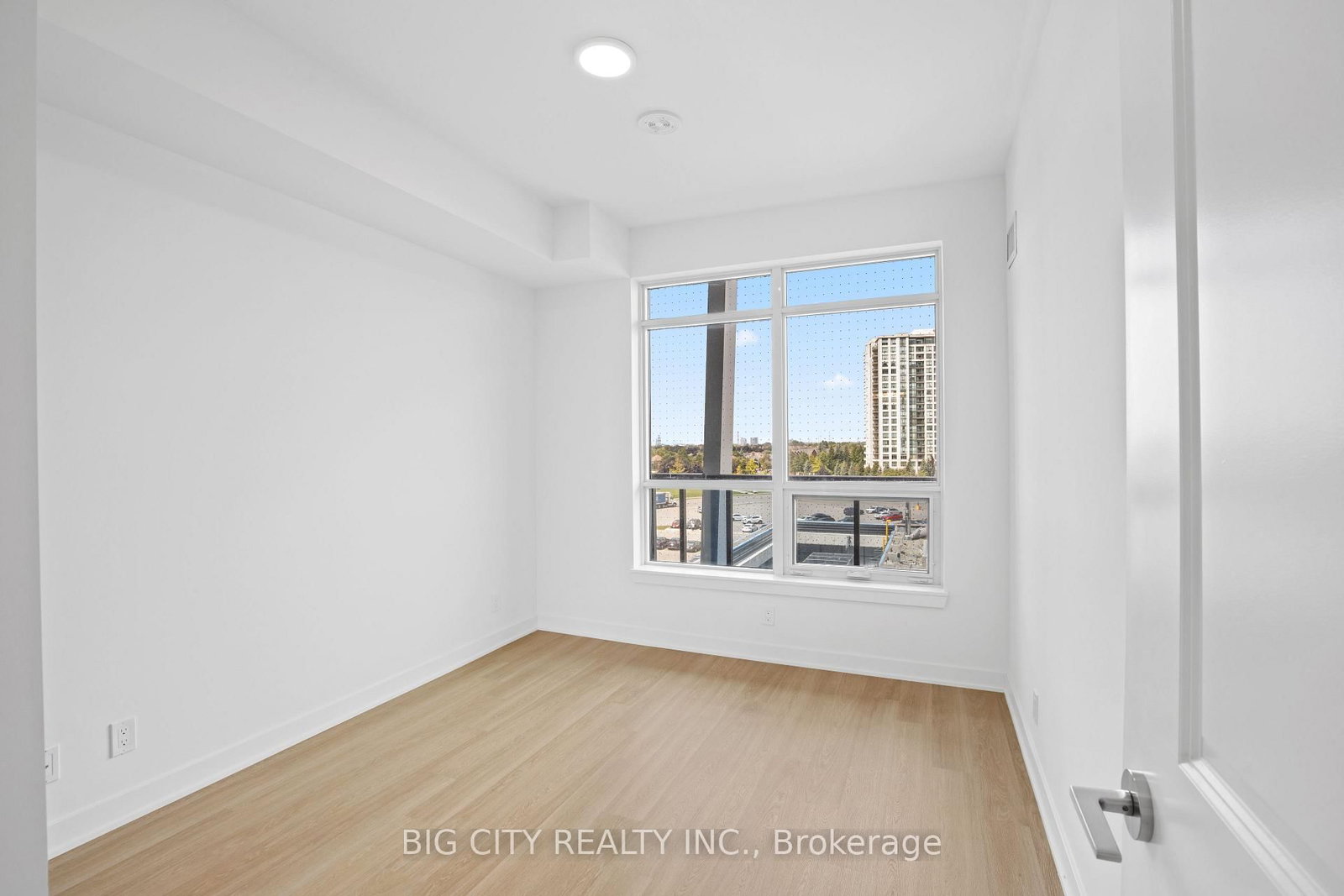 30 Upper Mall Way, Unit 317A - Photo 18