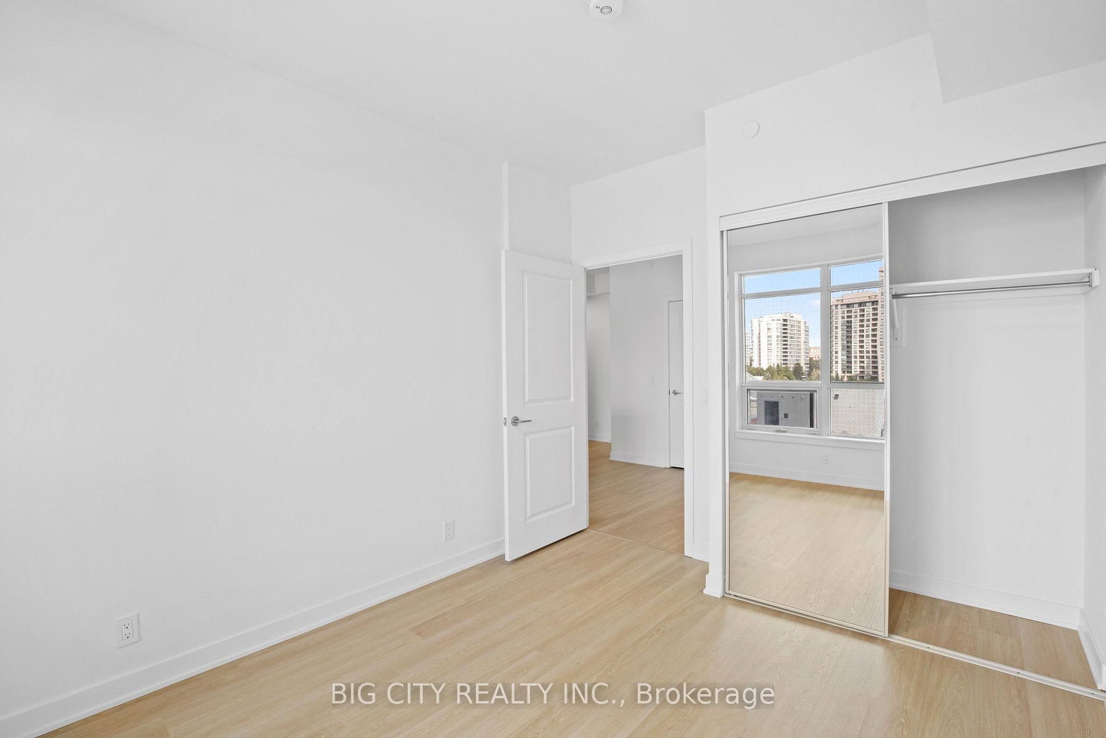 30 Upper Mall Way, Unit 317A - Photo 21