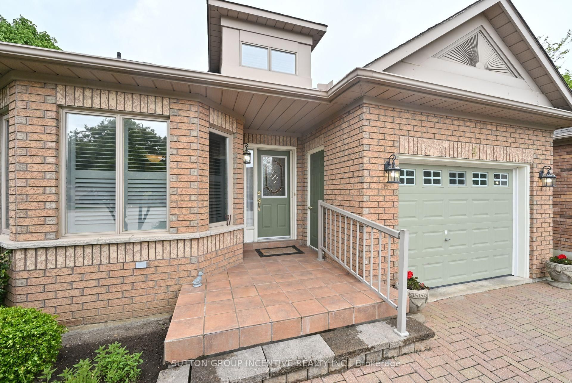 4 Belair Place
