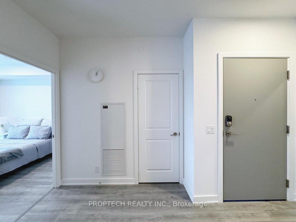 50 Upper Mall Way, Unit 628 - Photo 16