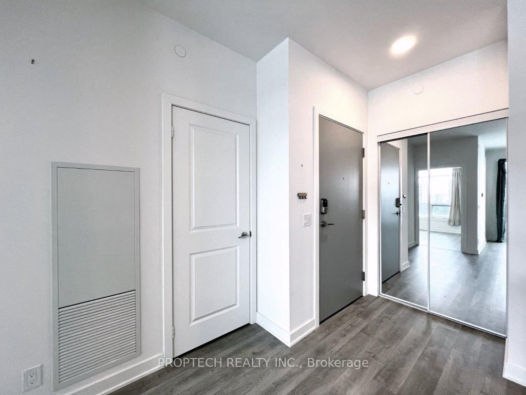 50 Upper Mall Way, Unit 628 - Photo 17