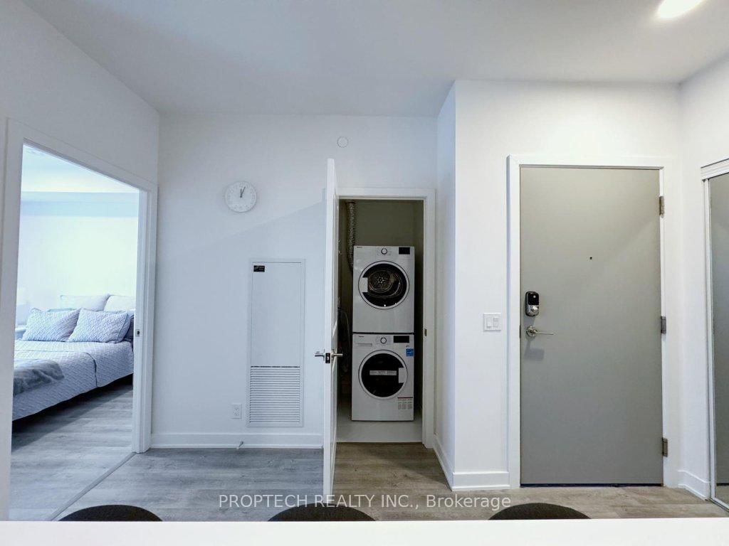 50 Upper Mall Way, Unit 628 - Photo 18