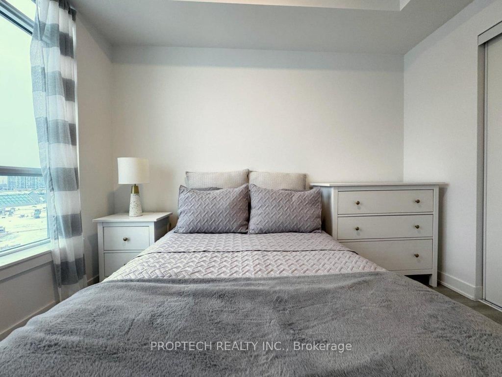 50 Upper Mall Way, Unit 628 - Photo 22