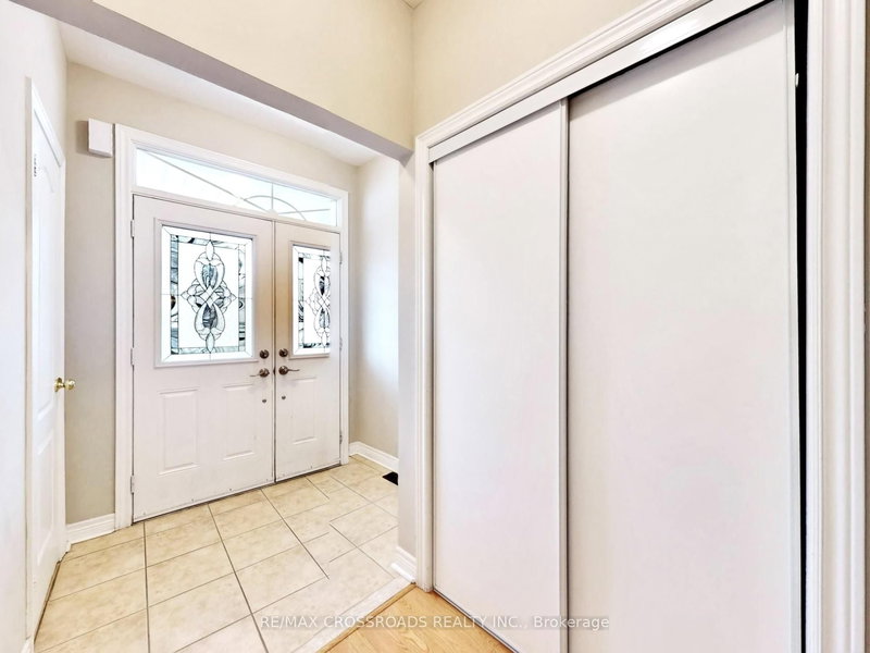 39 Pantano Dr, Vaughan, L4J 0A9 | Image 3