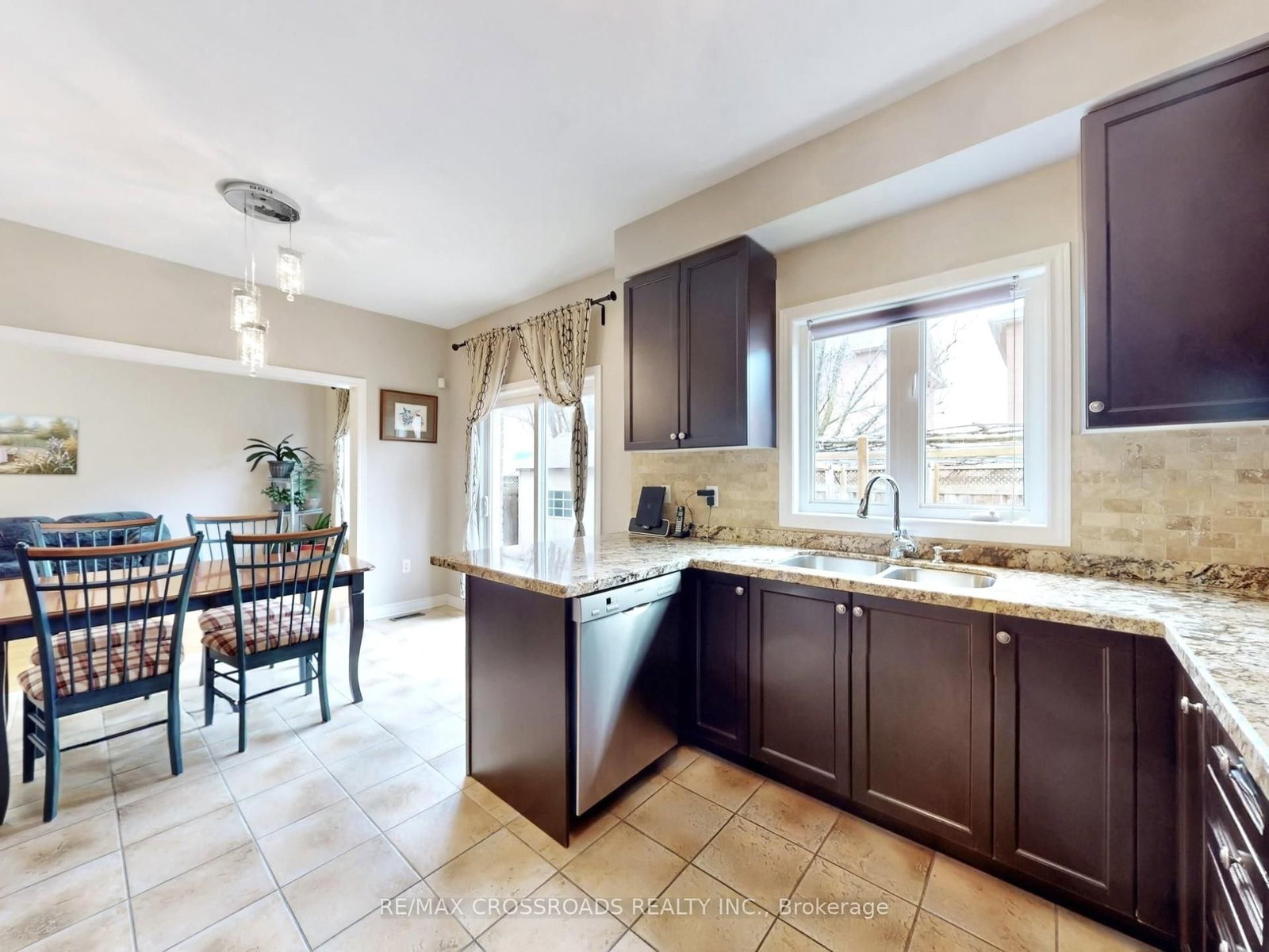 Detached House for sale at 39 Pantano Drive, Vaughan, Ontario, L4J 0A9 - Patterson - MLS: N13005562