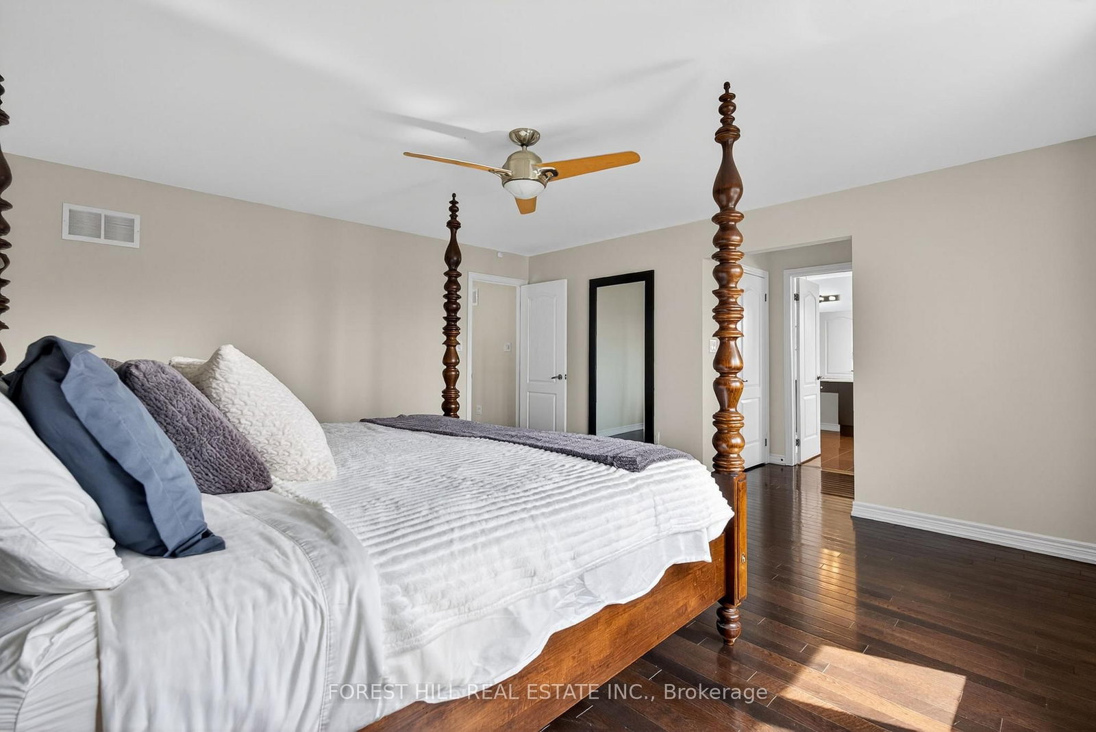 Detached House for sale at 107 Rumsey Road, Vaughan, Ontario, L6A 4L8 - Patterson - MLS: N13005590