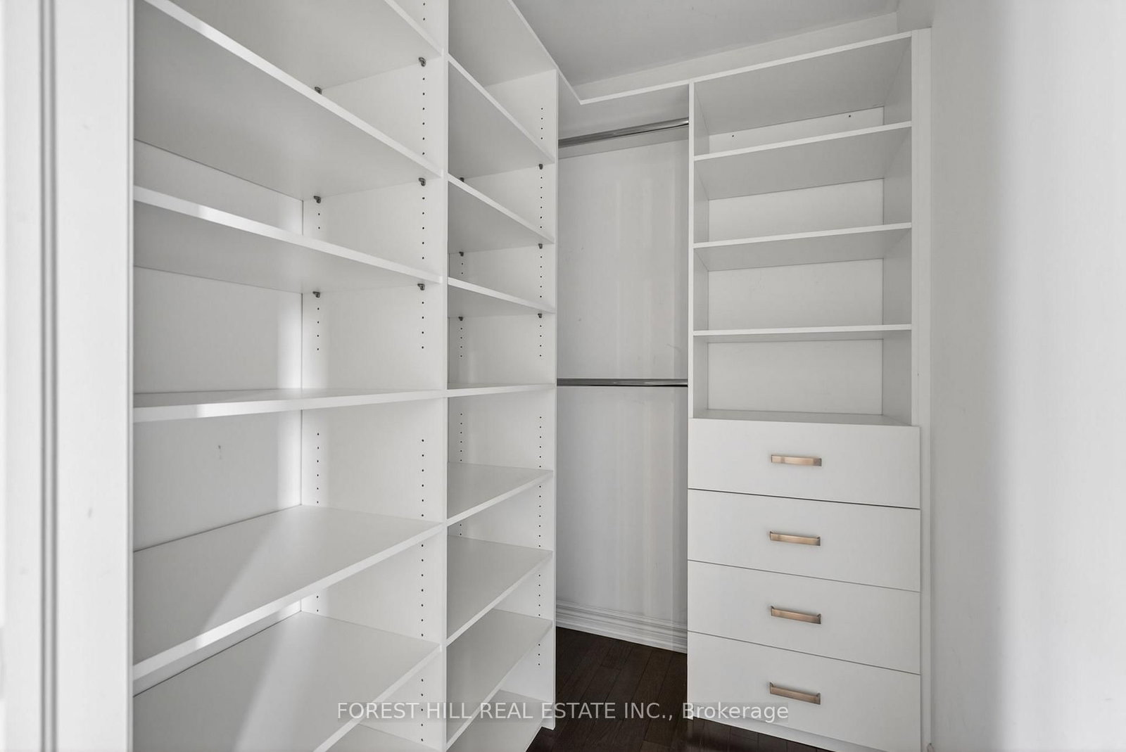 Detached House for sale at 107 Rumsey Road, Vaughan, Ontario, L6A 4L8 - Patterson - MLS: N13005590