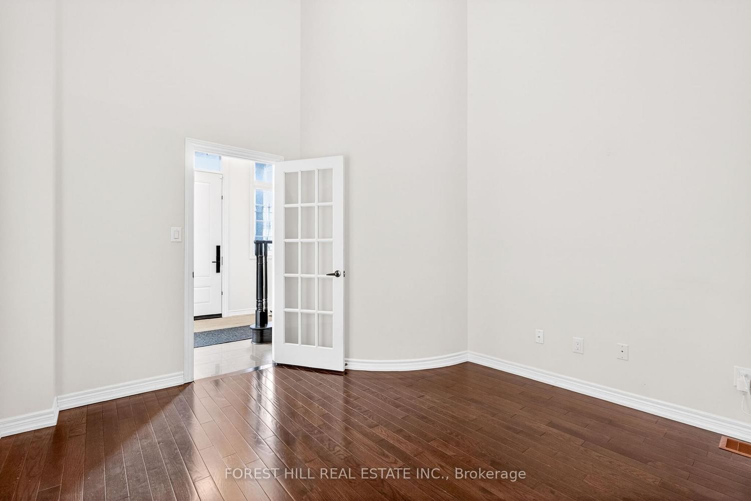 Detached House for sale at 107 Rumsey Road, Vaughan, Ontario, L6A 4L8 - Patterson - MLS: N13005590