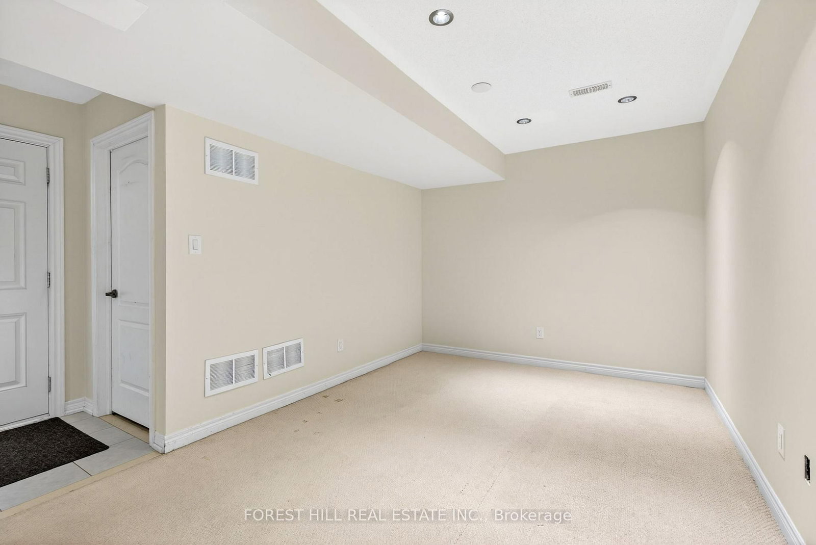 Detached House for sale at 107 Rumsey Road, Vaughan, Ontario, L6A 4L8 - Patterson - MLS: N13005590