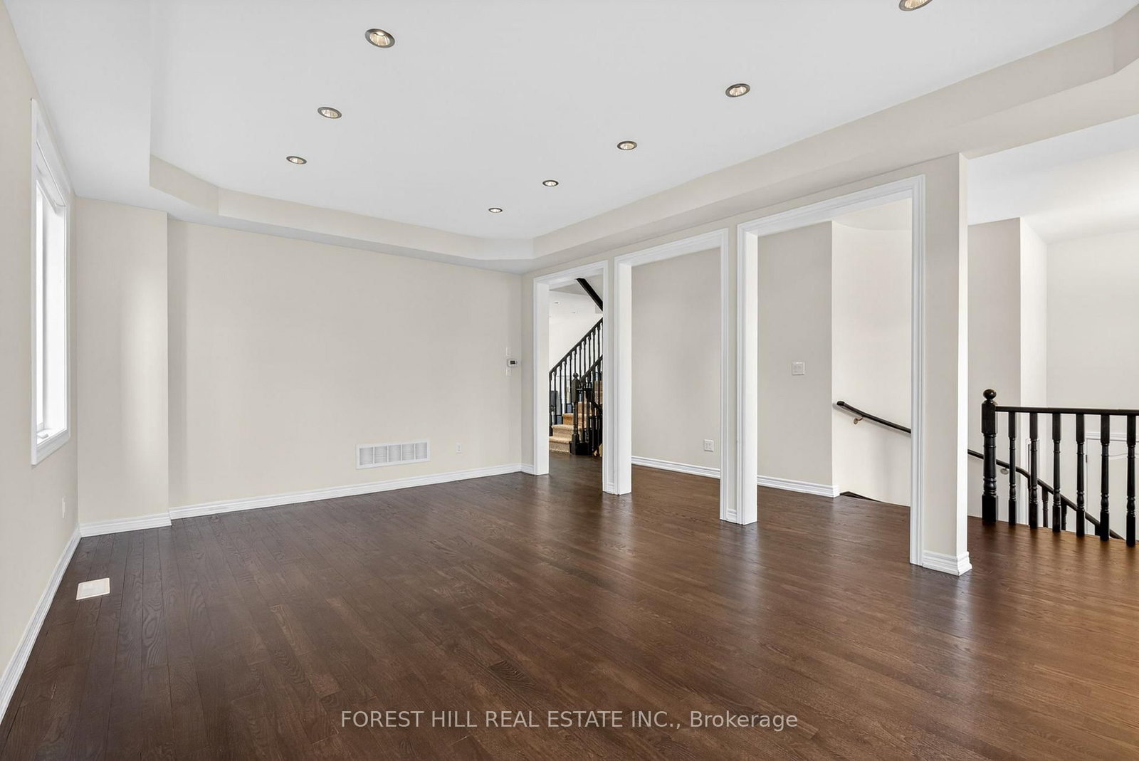 Detached House for sale at 107 Rumsey Road, Vaughan, Ontario, L6A 4L8 - Patterson - MLS: N13005590