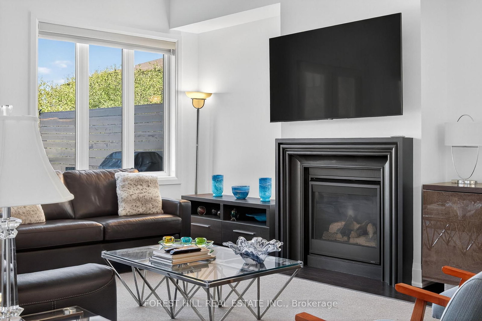 Detached House for sale at 107 Hesperus Road, Vaughan, Ontario, L4J 0G9 - Patterson - MLS: N13005602