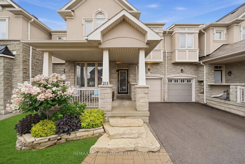 213 Shirrick Dr, Richmond Hill, L4E 4Y4 | Image 2