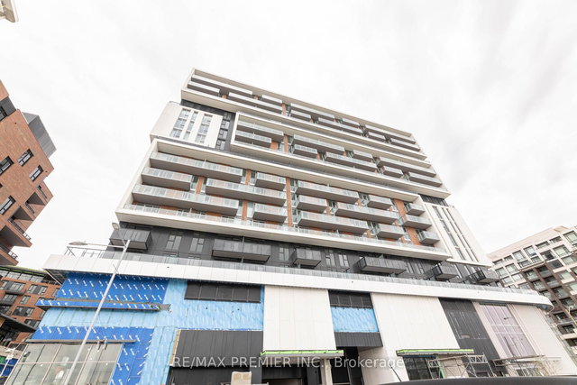 805B - 292 Verdale Crossing