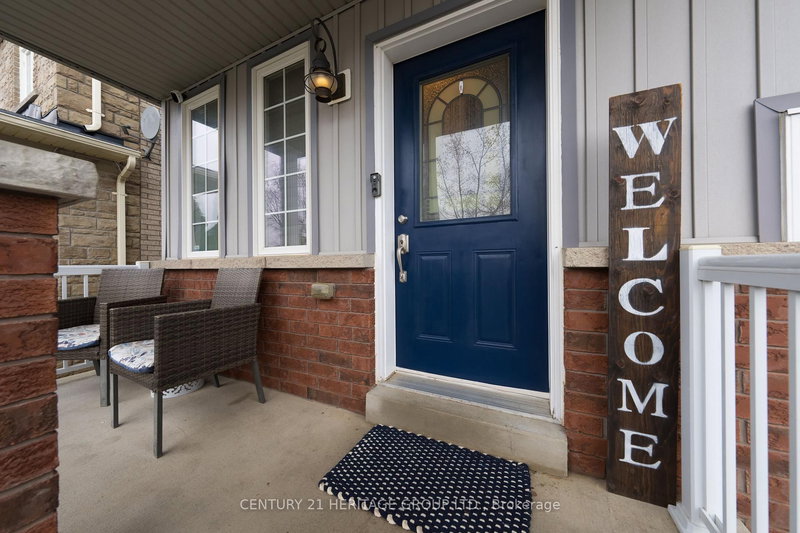 13 Richardson Cres, Bradford West Gwillimbury, L3Z 0L6 | Image 3