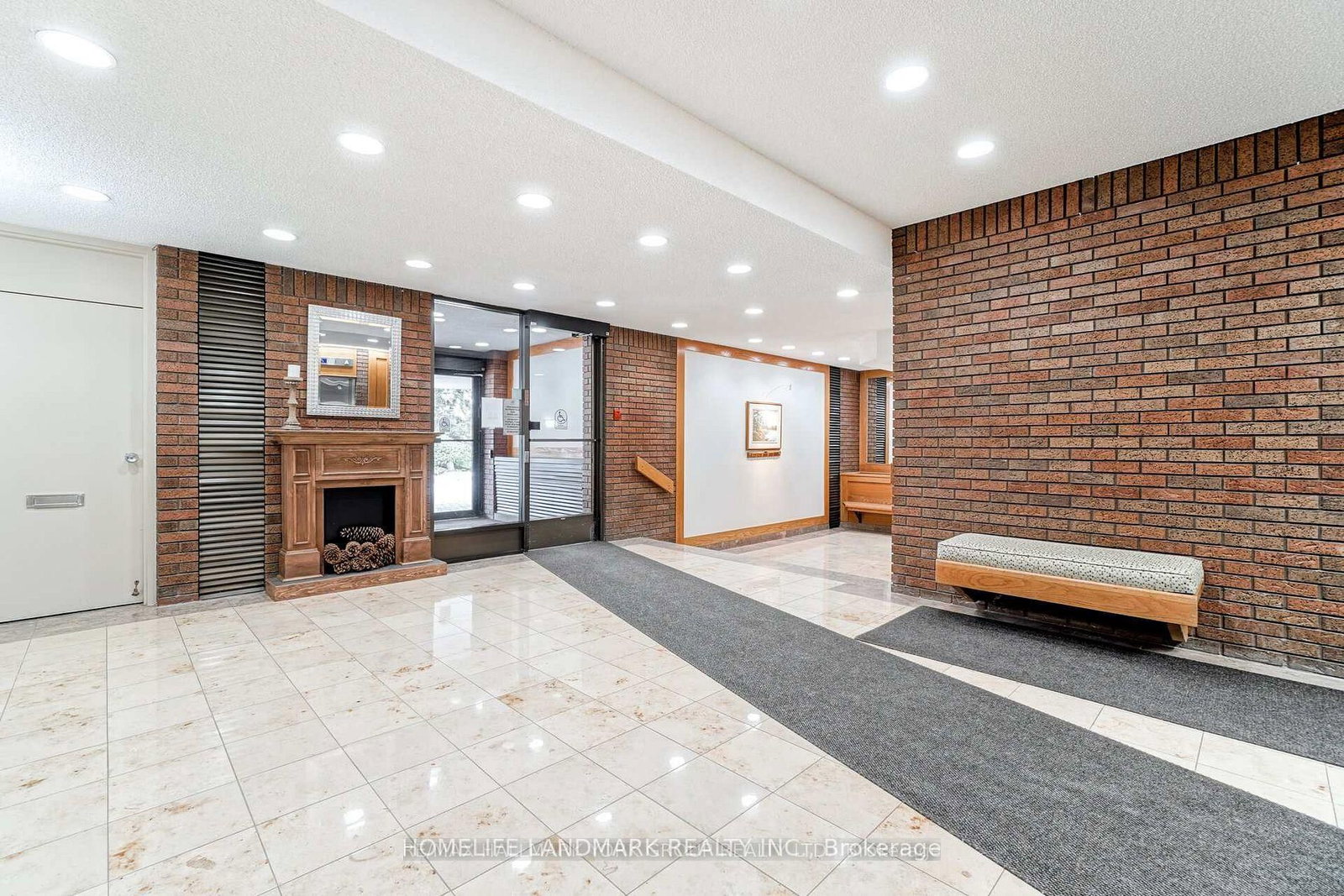 50 Baif Boulevard, Unit 112 - Photo 3