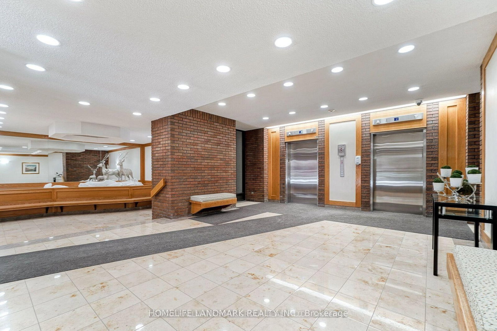 50 Baif Boulevard, Unit 112 - Photo 4