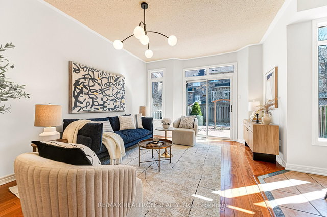 27 Copperstone Crescent