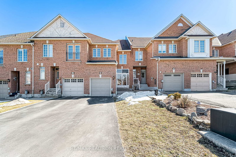 27 Copperstone Cres, Richmond Hill, L4S 2C5 | Image 2