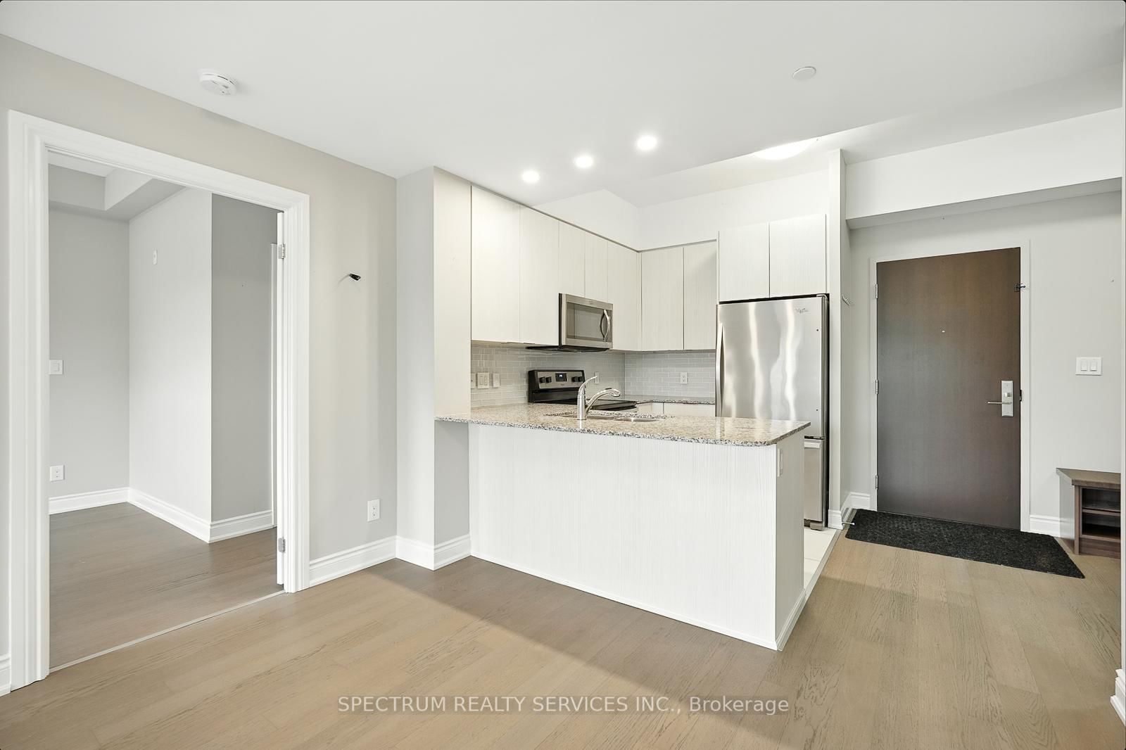 86 Woodbridge Avenue, Unit 411 - Photo 14