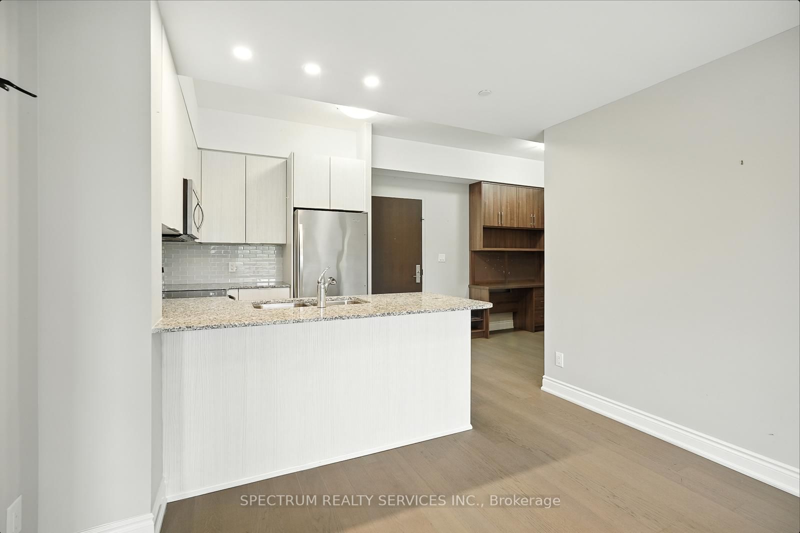 86 Woodbridge Avenue, Unit 411 - Photo 15