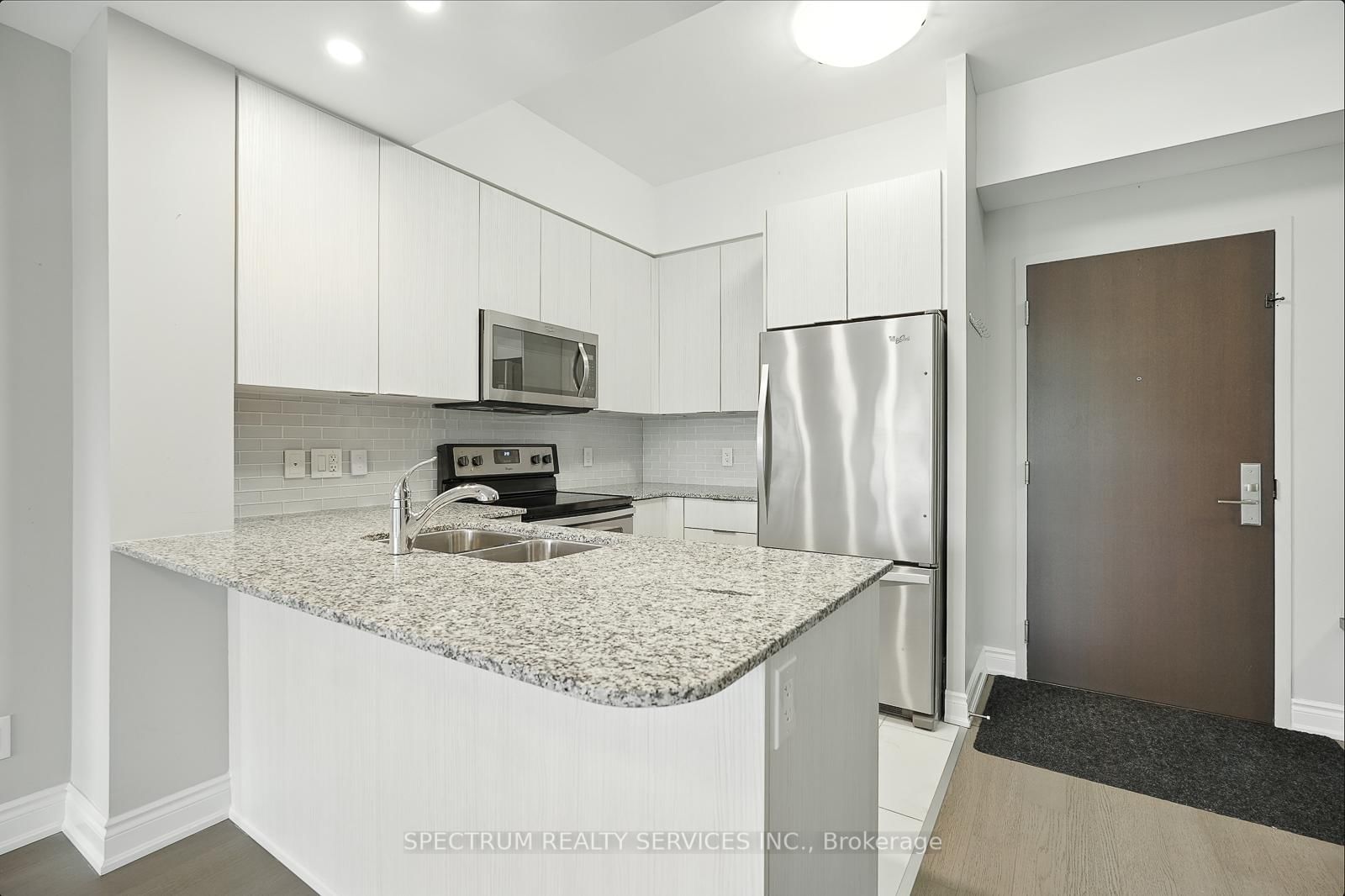 86 Woodbridge Avenue, Unit 411 - Photo 16