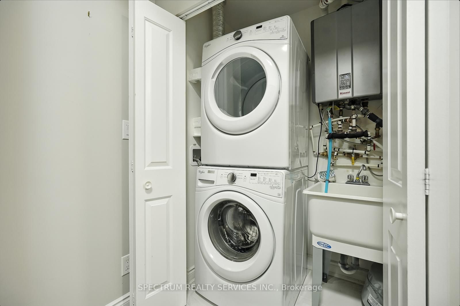 86 Woodbridge Avenue, Unit 411 - Photo 19