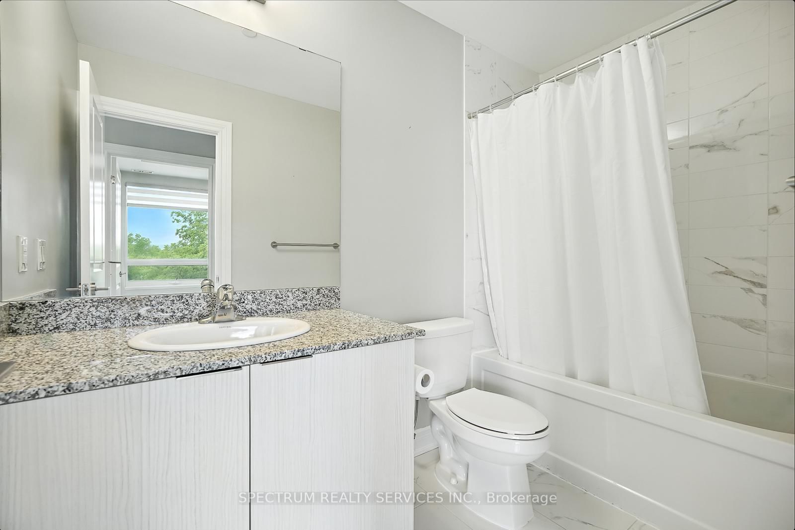 86 Woodbridge Avenue, Unit 411 - Photo 20