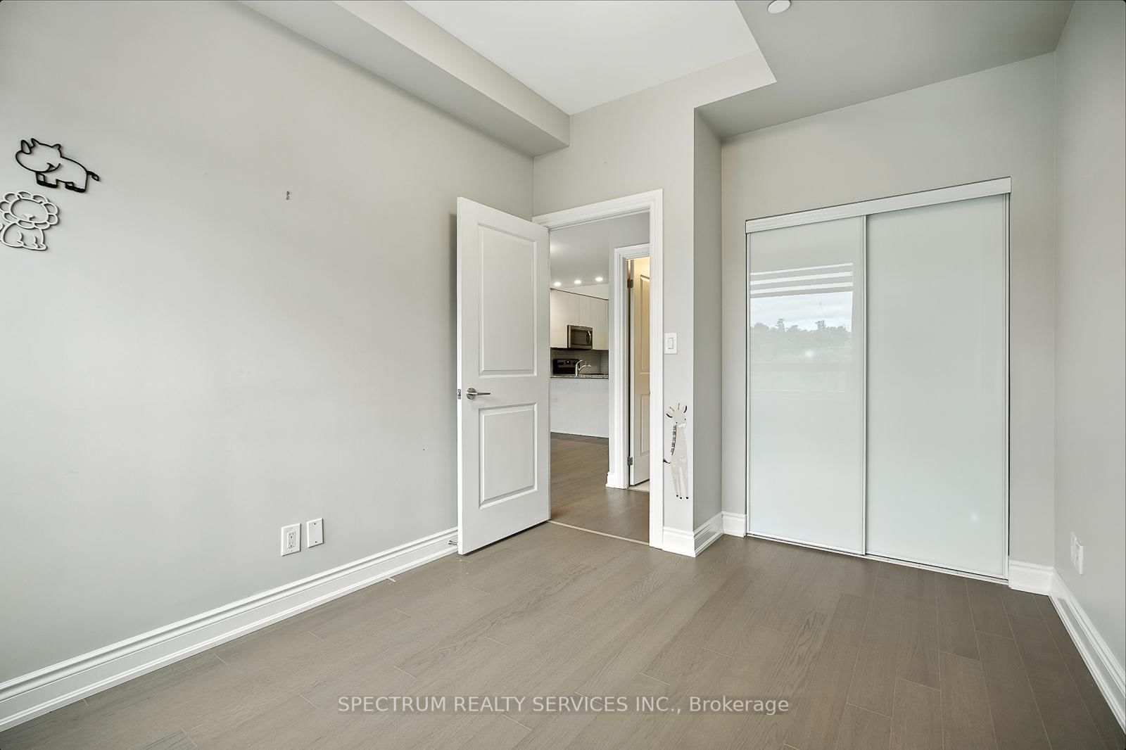 86 Woodbridge Avenue, Unit 411 - Photo 27