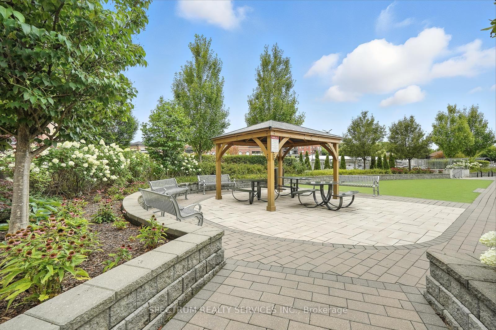 86 Woodbridge Avenue, Unit 411 - Photo 32