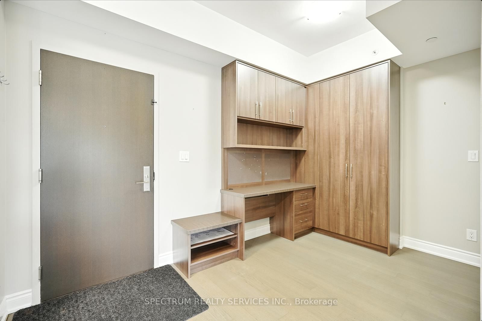 86 Woodbridge Avenue, Unit 411 - Photo 5