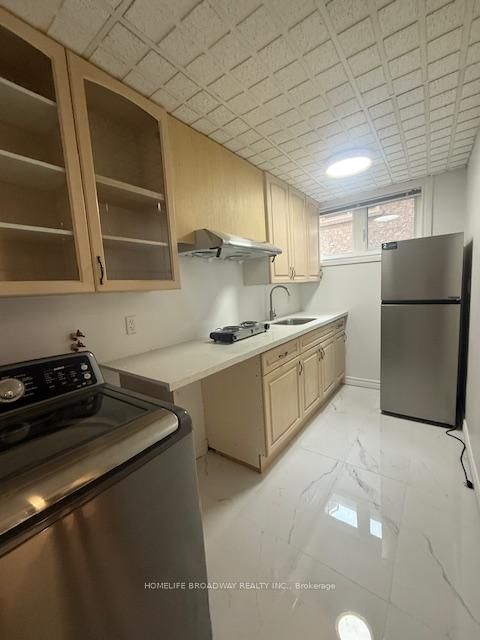 31 Cooperage Crescent, Unit Basement - Photo 3