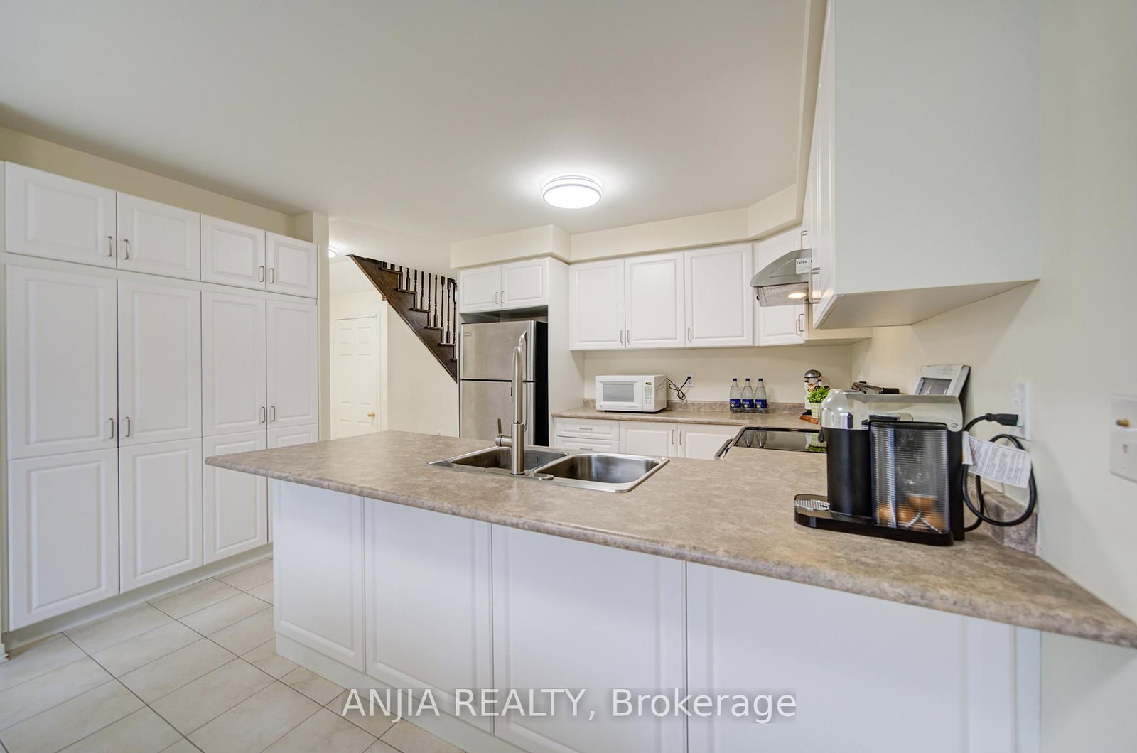 Townhouse for sale at 1124 Bur Oak Avenue, Markham, Ontario, L6E 0K9 - Wismer - MLS: N13006802