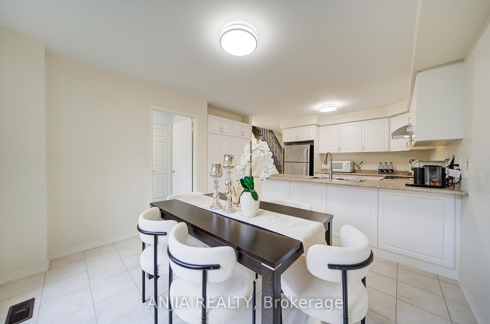 Townhouse for sale at 1124 Bur Oak Avenue, Markham, Ontario, L6E 0K9 - Wismer - MLS: N13006802