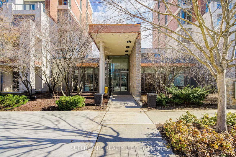 502C - 39 Upper Duke Cres, Markham, L6G 0B8 | Image 2