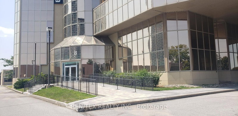 101 - 8000 Jane St, Vaughan, L4K 5B8 | Image 2