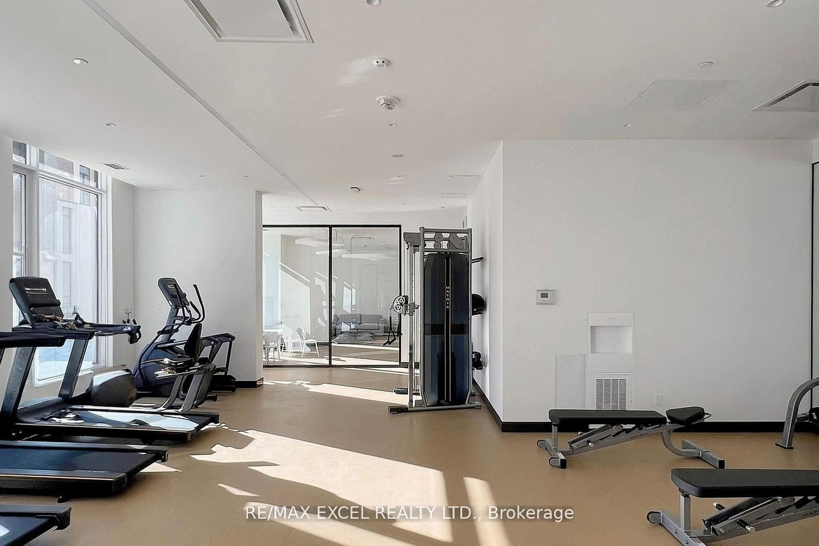 6 David Eyer Road E, Unit 407 - Photo 27