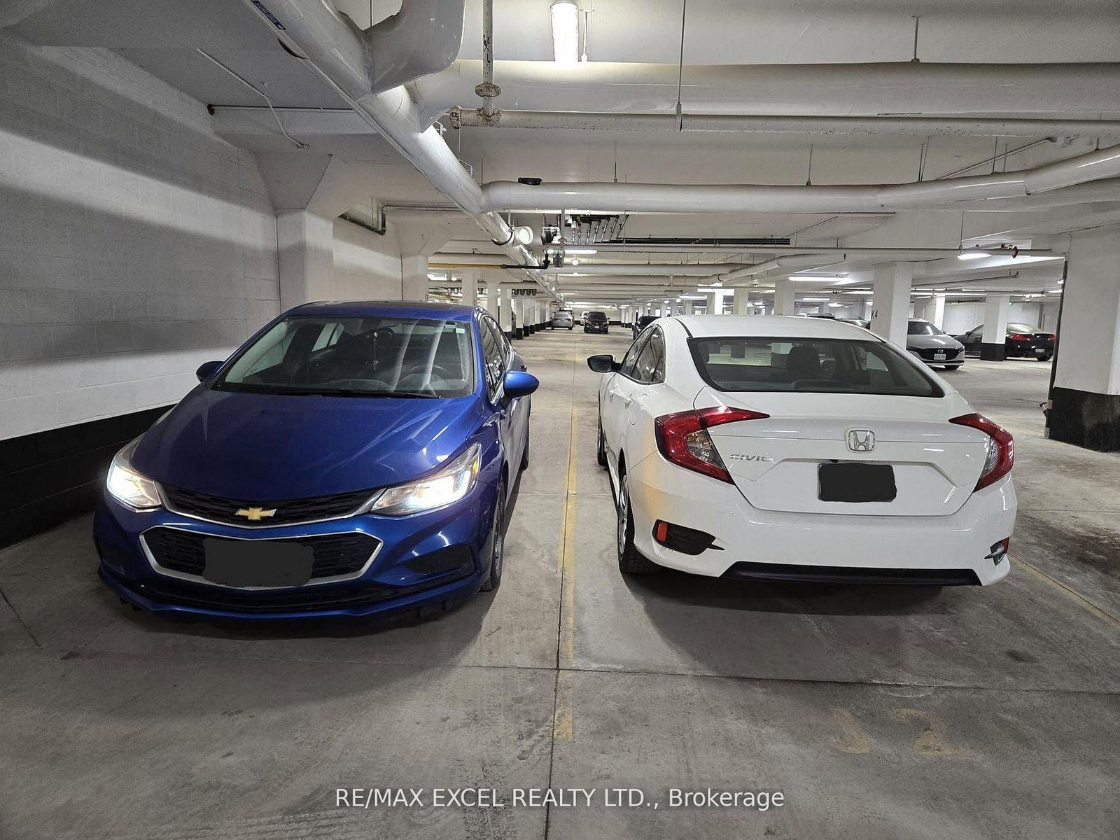 6 David Eyer Road E, Unit 407 - Photo 32