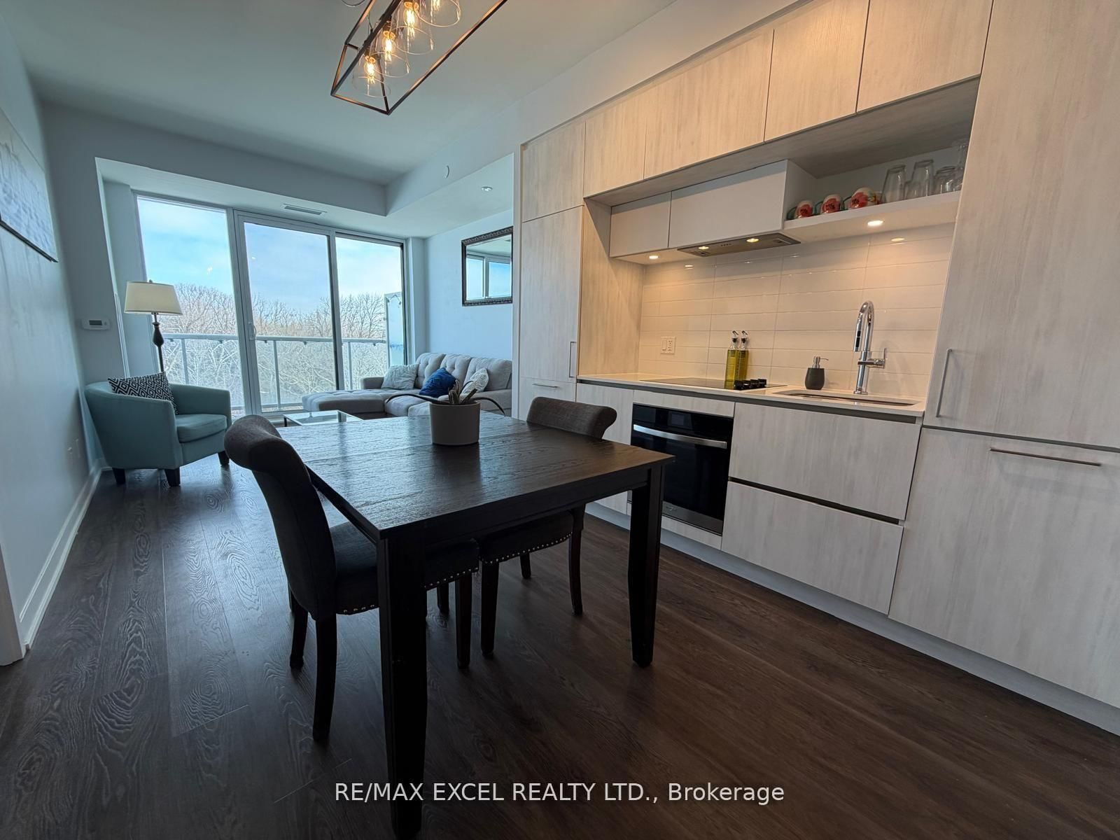 6 David Eyer Road E, Unit 407 - Photo 5