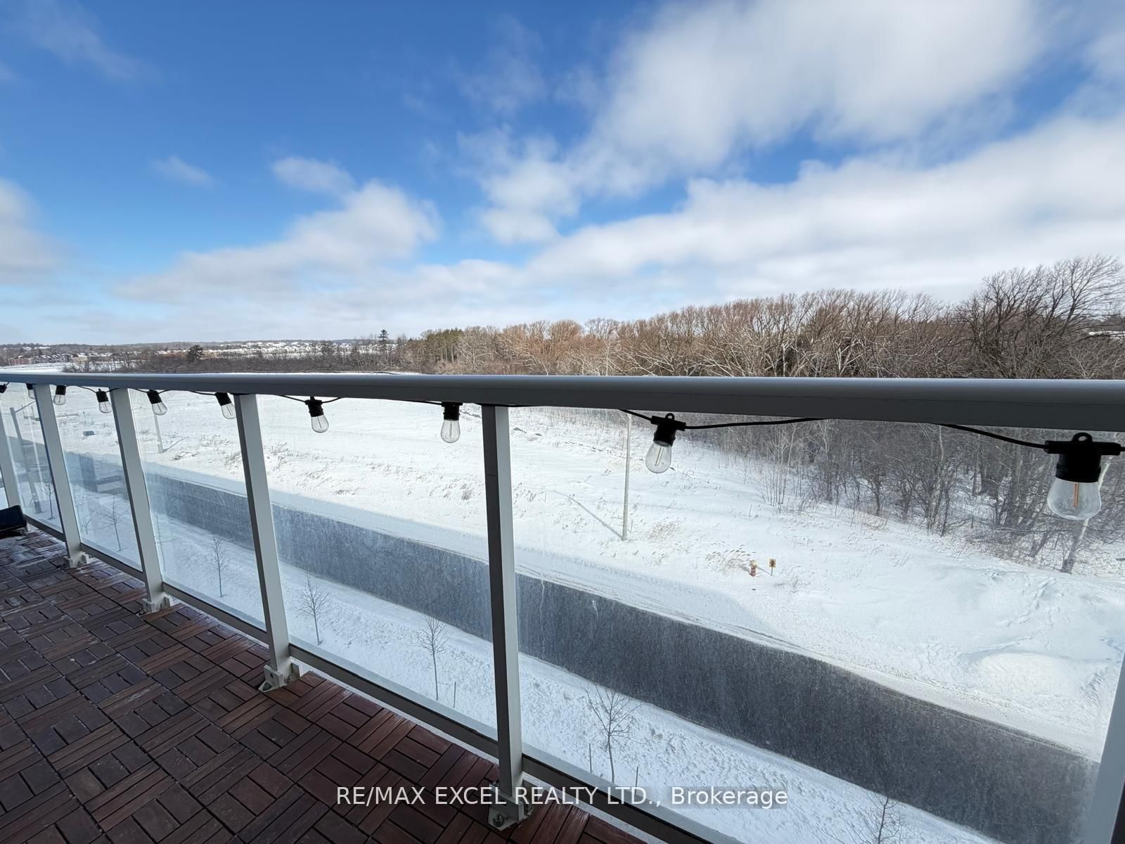 6 David Eyer Road E, Unit 407 - Photo 9