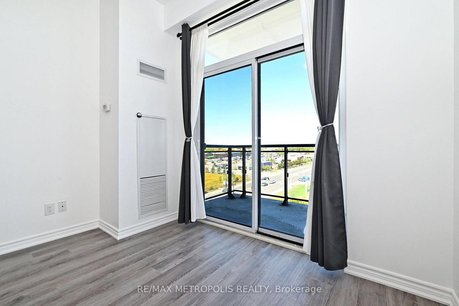 11611 Yonge Street, Unit 809 - Photo 34