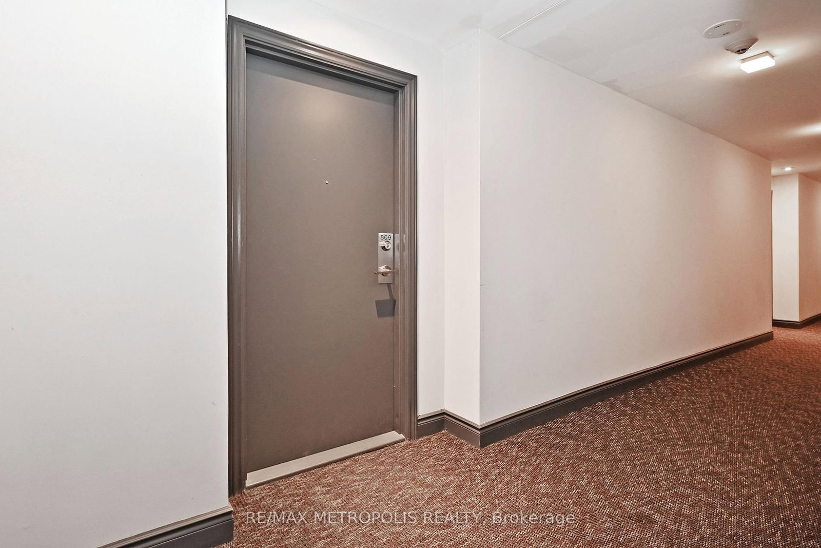 11611 Yonge Street, Unit 809 - Photo 5