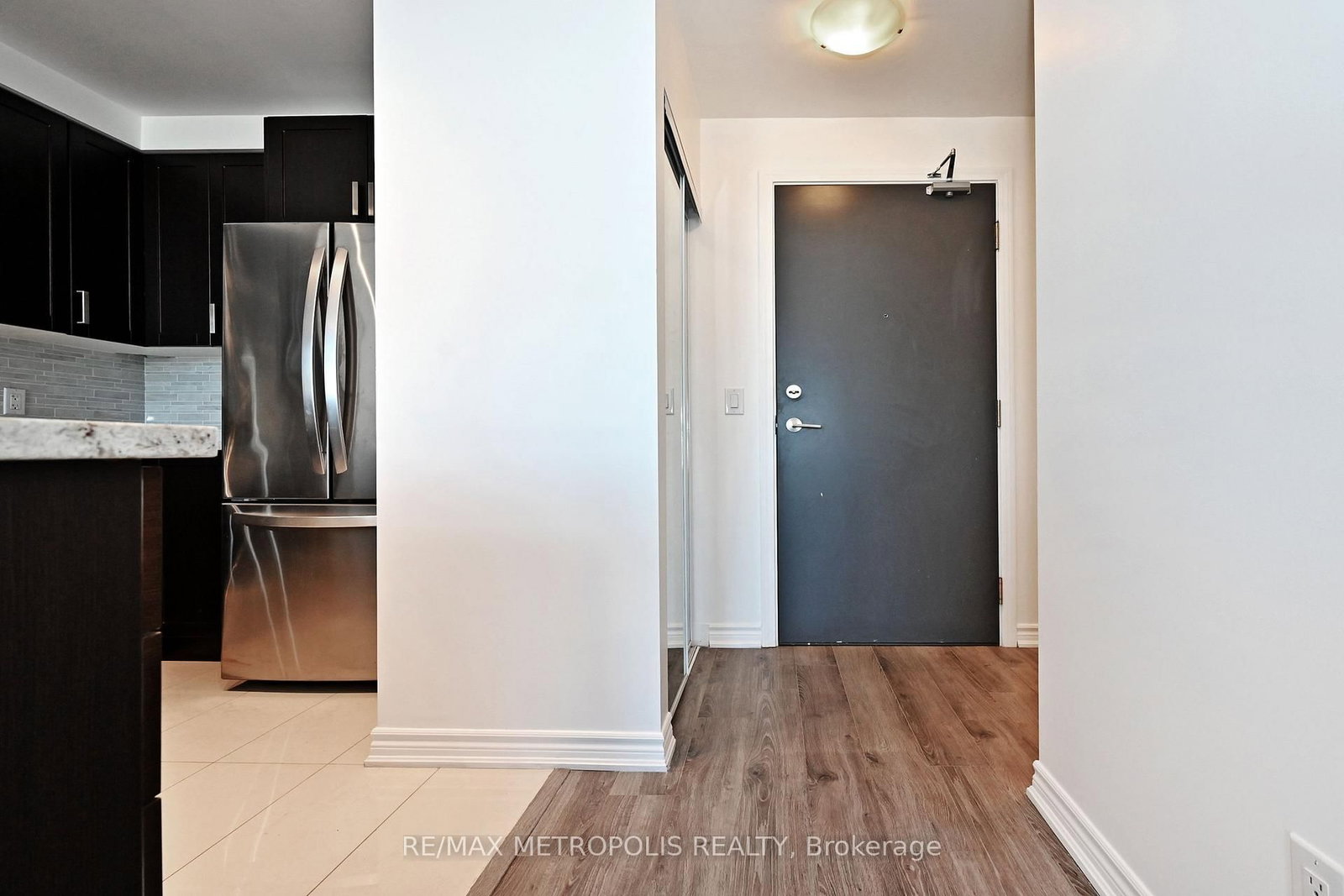 11611 Yonge Street, Unit 809 - Photo 6