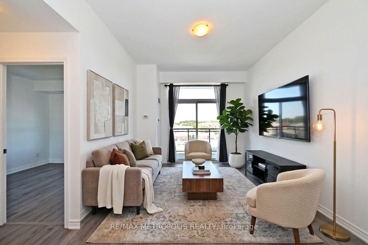 11611 Yonge Street, Unit 809 - Photo 9